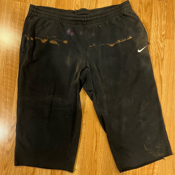 Pair of Nike Sweatpants - Picture 6 of 12